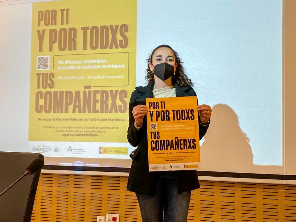 El IAM y la Agencia Española de Protección de Datos lanzan en Almería la campaña contra la ciberviolencia de género #PuedesPararlo