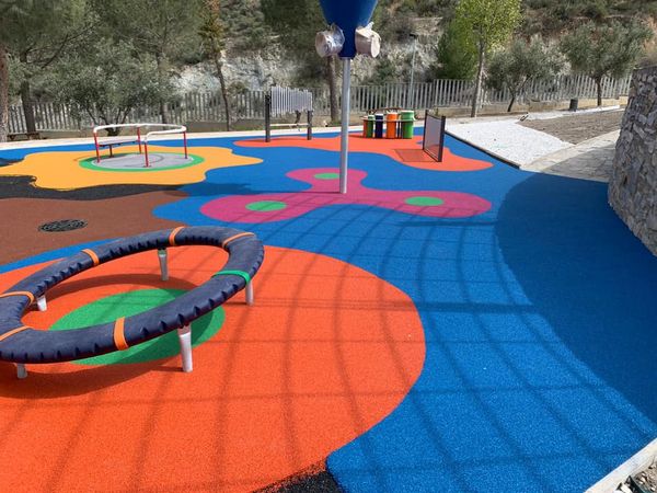 El Ayuntamiento de Macael concluye las obras de otro parque infantil del municipio