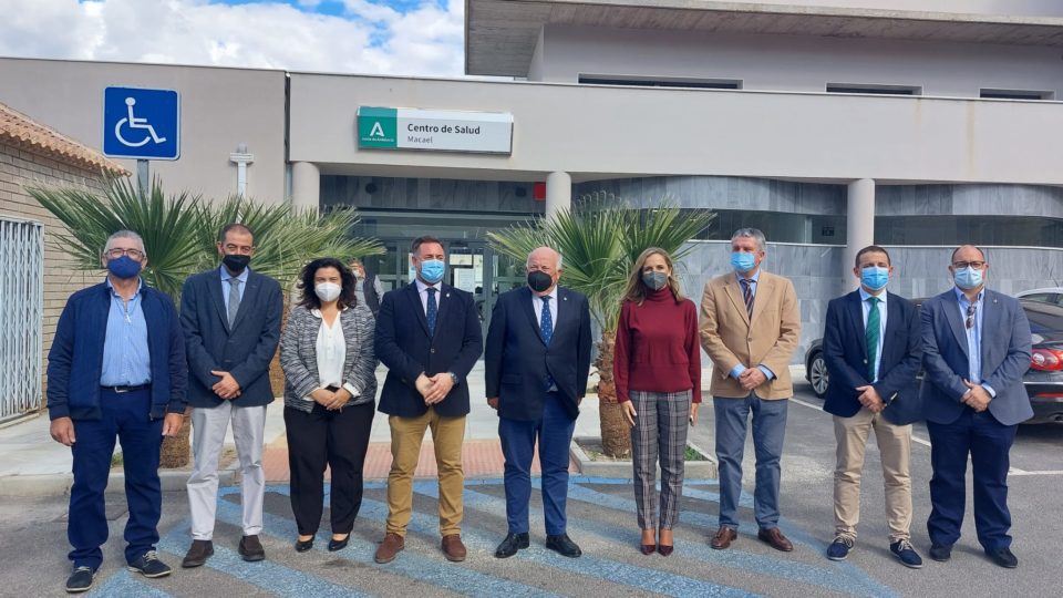 Jesús Aguirre inaugura el nuevo centro de salud de Macael